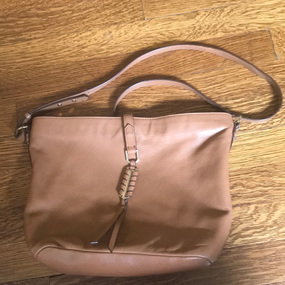 Stella & Dot Covet Sunday Bag
